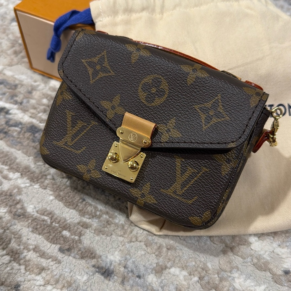 Louis Vuitton Micro Métis bag - Picture 5 of 16